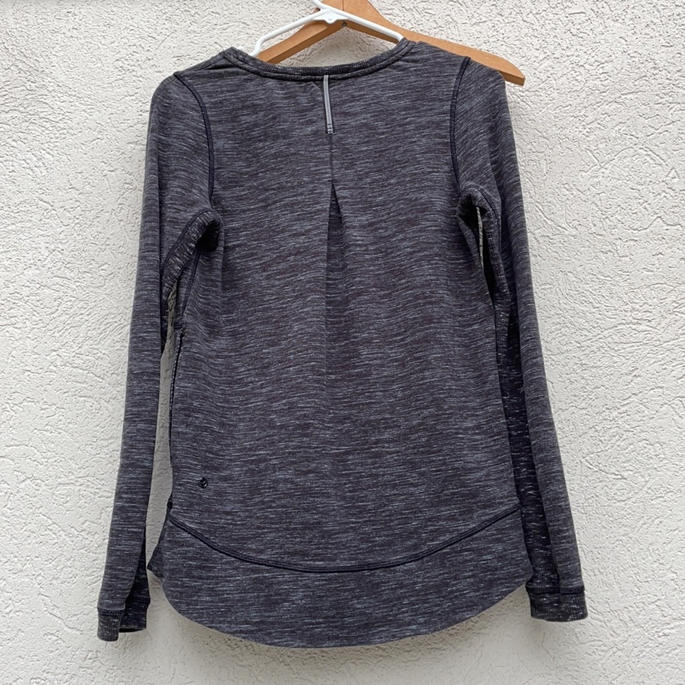 Lululemon Exhalation Gray Pullover - image 4